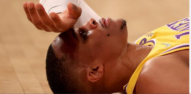 多多28下载-湖人曾表达交易韦少兴趣 国王有意得到西蒙斯